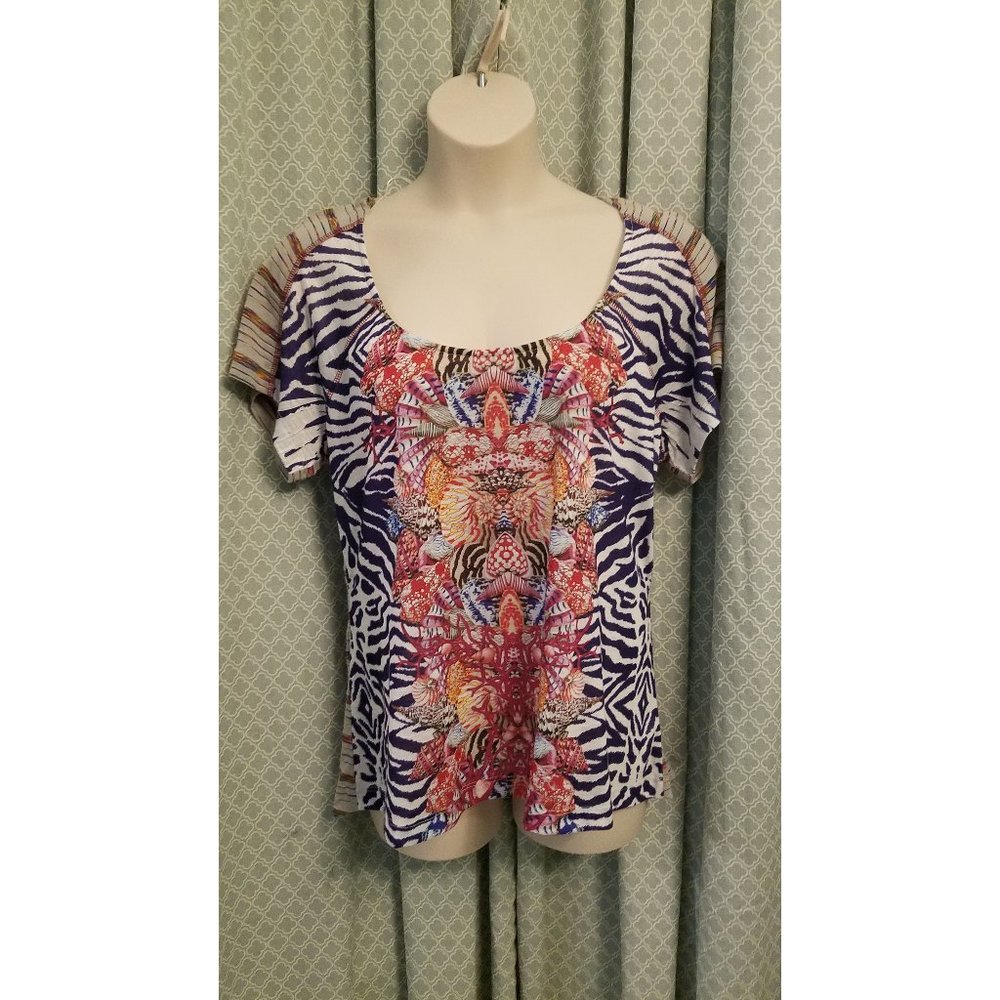 NEW Womans Short sleeve top Size 1X